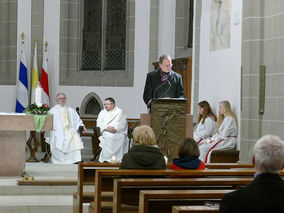 Lumen Christi - Auferstehungsmesse in St. Crescentius (Foto: Karl-Franz Thiede)